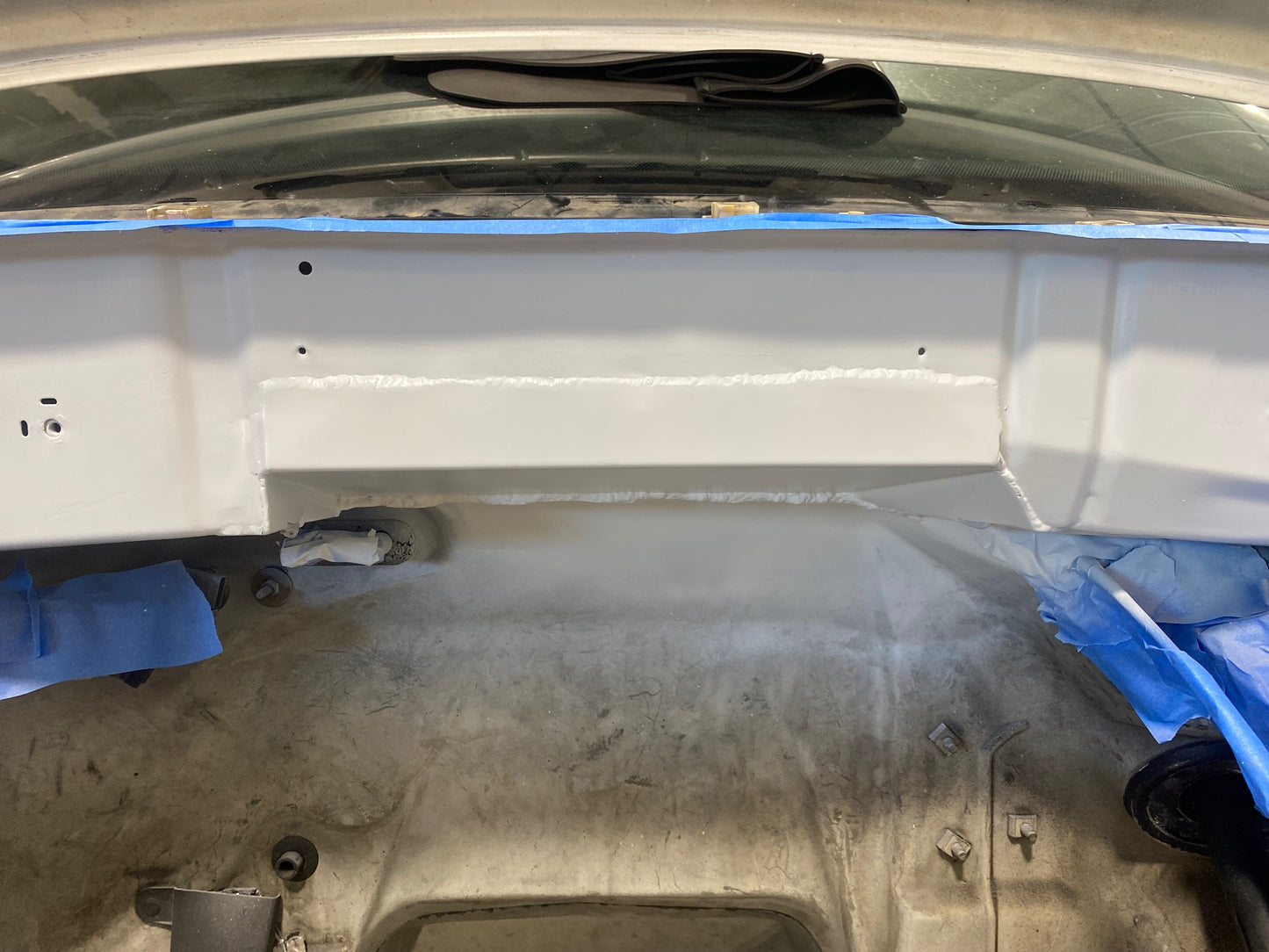 Wiper Cowl Cut-Out (STANDARD)